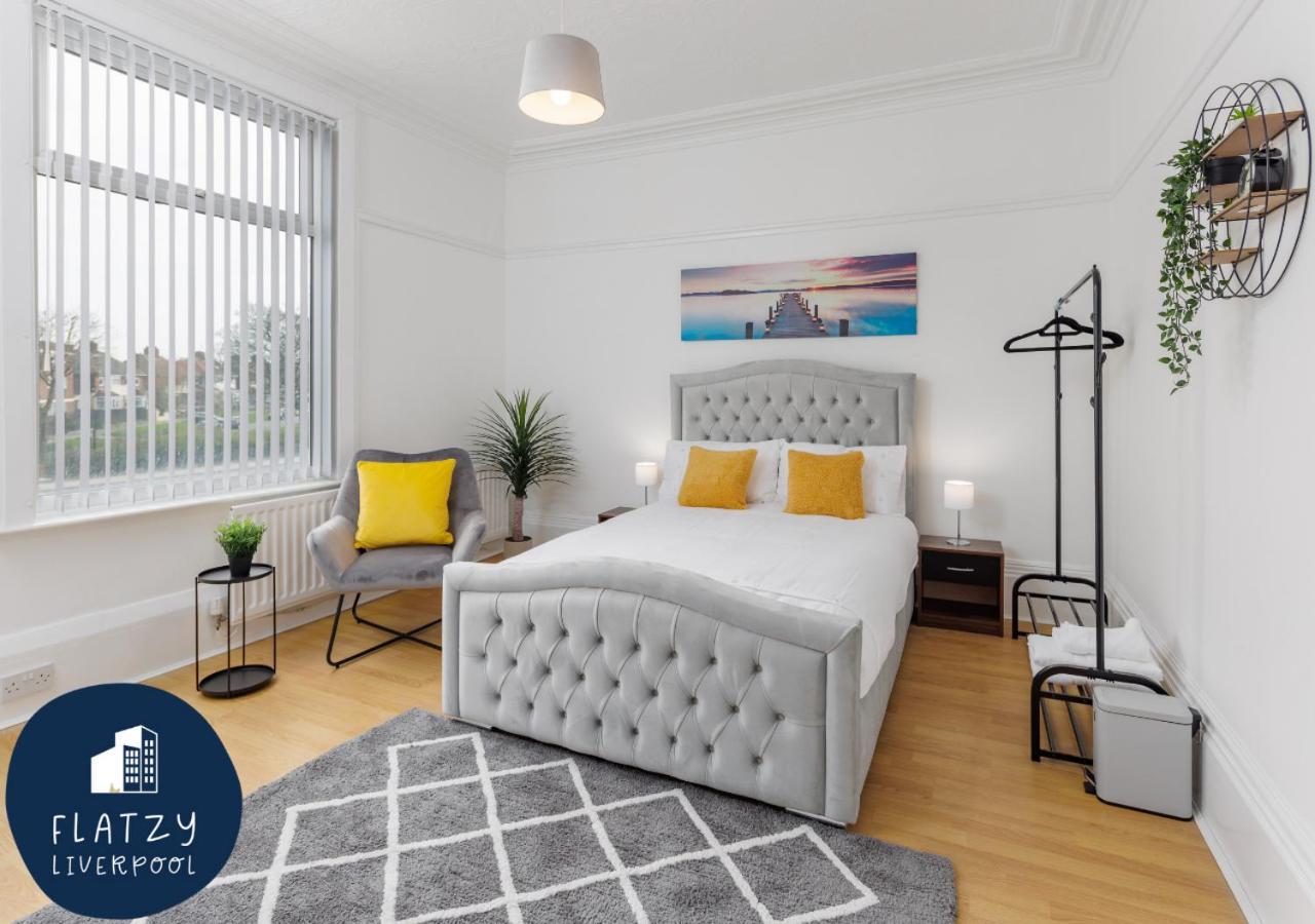 Flatzy - 6 Bed Oasis Close To Football Stadiums Liverpool Eksteriør billede