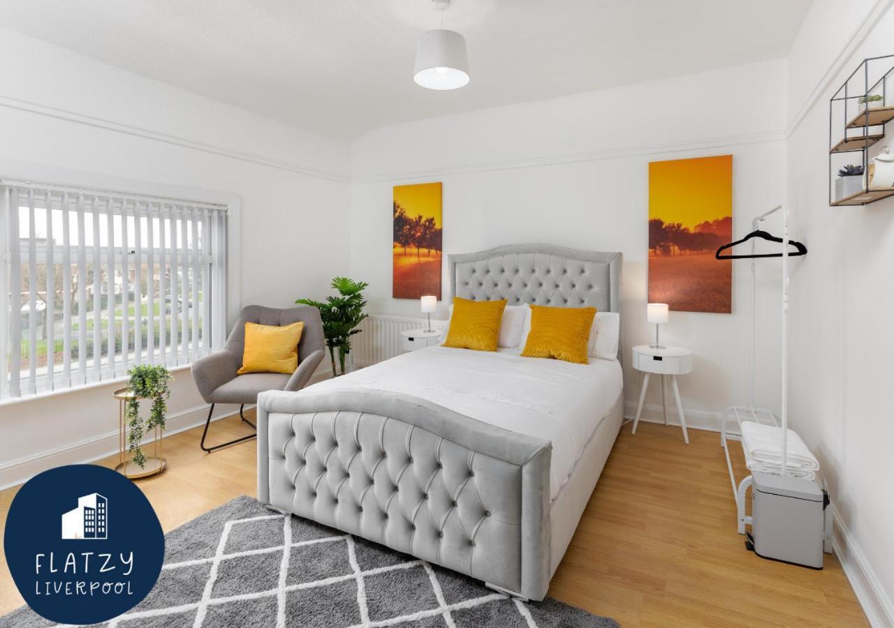Flatzy - 6 Bed Oasis Close To Football Stadiums Liverpool Eksteriør billede