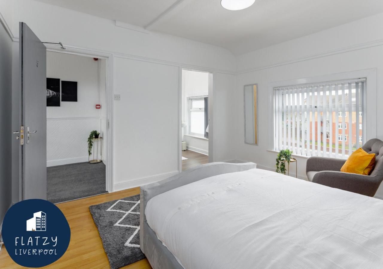 Flatzy - 6 Bed Oasis Close To Football Stadiums Liverpool Eksteriør billede