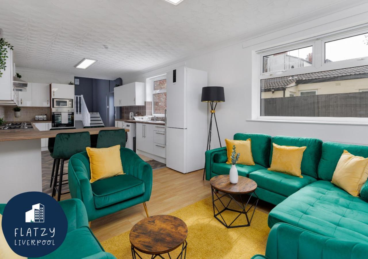 Flatzy - 6 Bed Oasis Close To Football Stadiums Liverpool Eksteriør billede